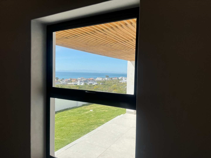 2 Bedroom Property for Sale in St Helena Bay Western Cape